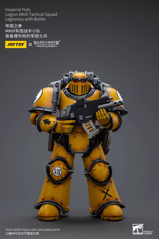 JoyToy Source Warhammer The Horus Heresy Imperial Fists Legion MkIII Tactical Squad Legionary with Bolter 1/18 Scale