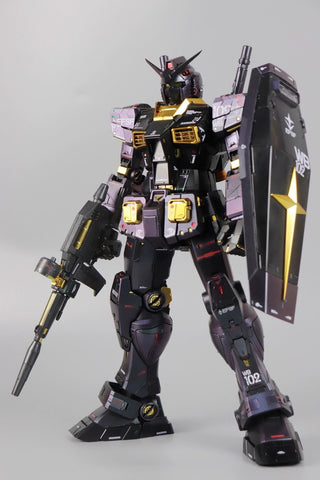 Daban PG RX78 GUNDAM Ver.2.0 Chameleon Limited Coating Edition Model Kit 1/60 Scale
