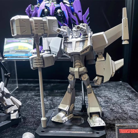 【Pre-Order】Sentinel Flame Toys Kuro Kara Kuri Transformers: Animated Optimus Prime Model Kit