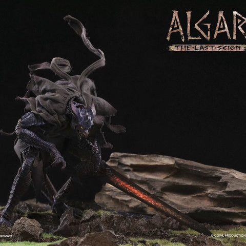 Romankey & Cowl Dungeons & Dragons Dragonborn Algar Regular Version 1/12 Scale 18.1cm / 7.13"