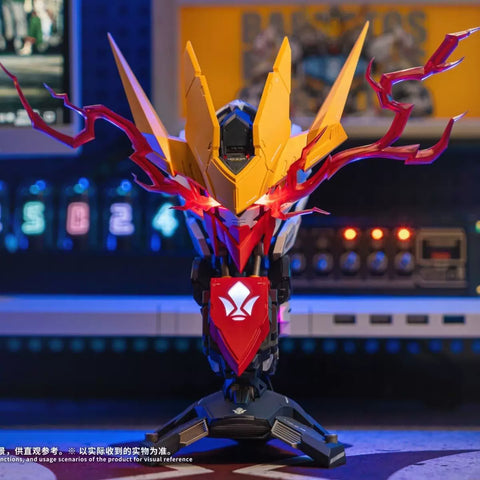 Alaya Vijnana Tech Wolf King Bust with LED Model Kit  22cm / 8.66''