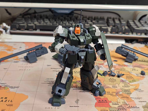 【Pre-Order】 Sheik Mainland Hyper Action Trooper Hongmo Green Model Kit 1/144 Scale 14cm / 5.51''