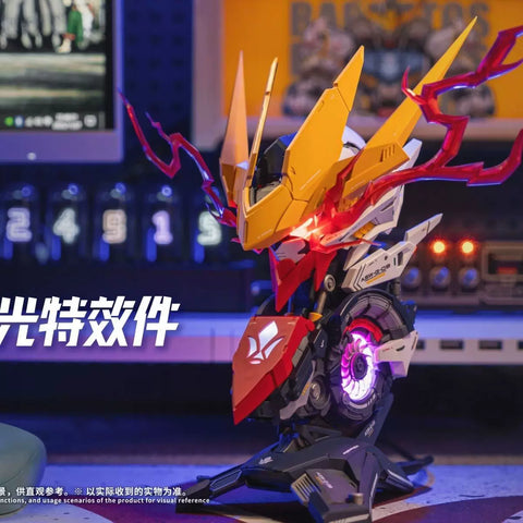 Alaya Vijnana Tech Wolf King Bust with LED Model Kit  22cm / 8.66''