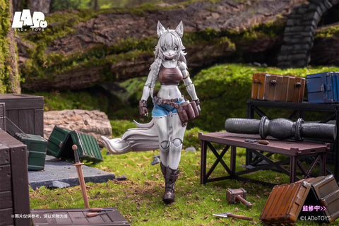 【Pre-Order】LADoTOYS Leah Repair Technician Version 1/12 Scale