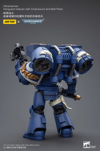 JoyToy Source Warhammer 40K Ultramarines Vanguard Veteran w/ Chainsword & Bolt Pistol 1/18 Scale