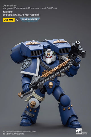JoyToy Source Warhammer 40K Ultramarines Vanguard Veteran w/ Chainsword & Bolt Pistol 1/18 Scale